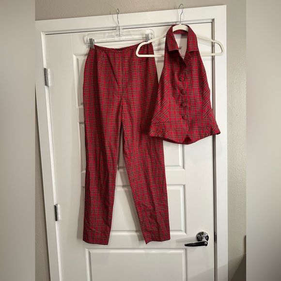Andrea Jovine Red Plaid Women's Set - Picture 1 of 5